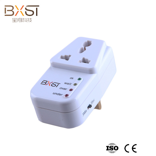 Bộ bảo vệ điện áp BXST với ổ cắm toàn cầu V003-UK