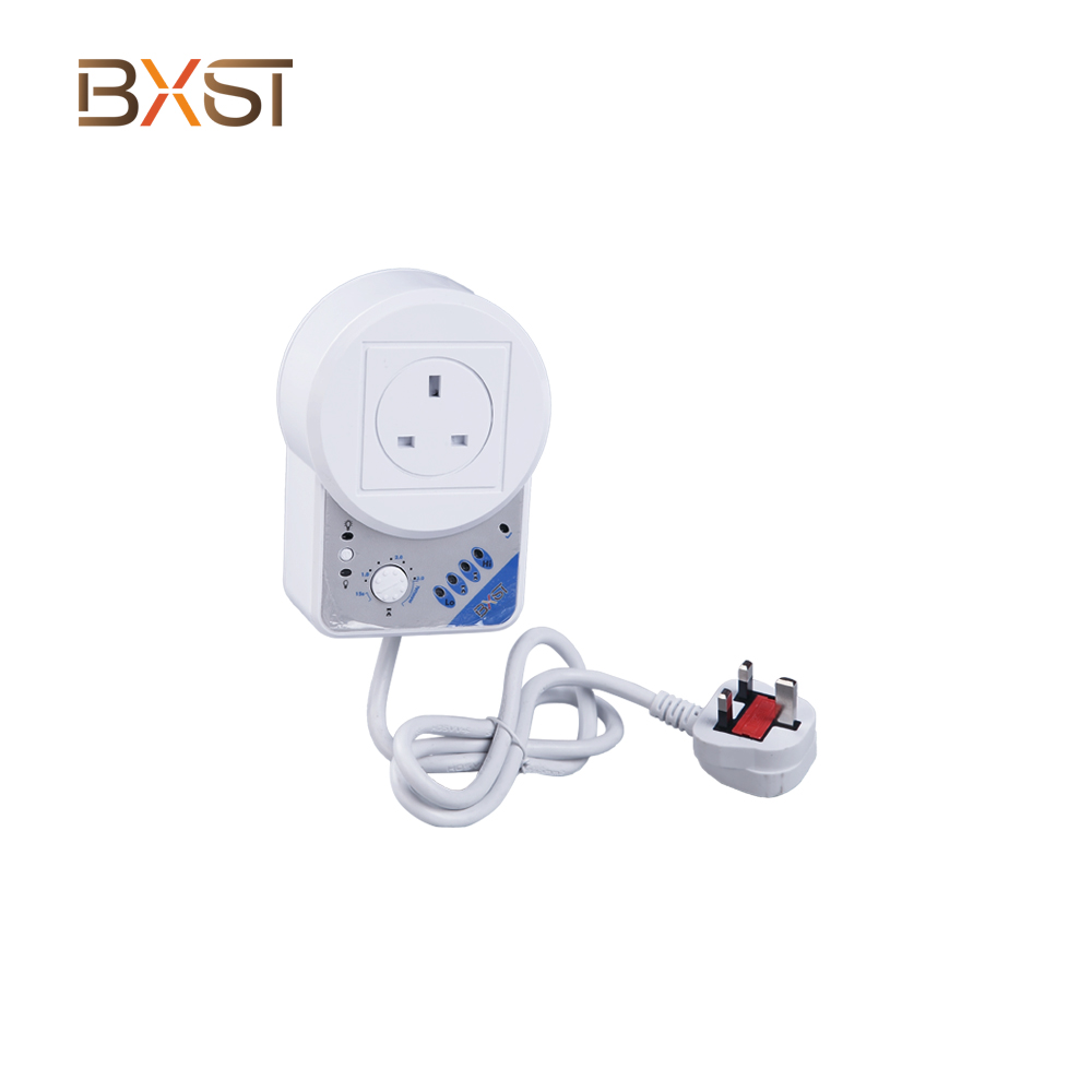 BXST AVS 15A 220V Bảo vệ TV Bảo vệ điện áp V106-UK