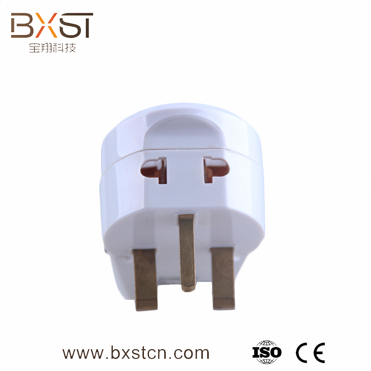 Bộ bảo vệ điện áp BXST với ổ cắm phổ quát cho máy tính V005